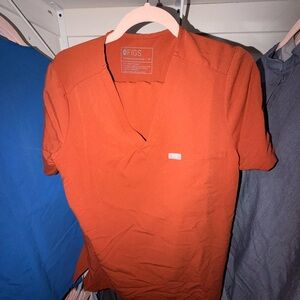 FIGS jogger scrub set